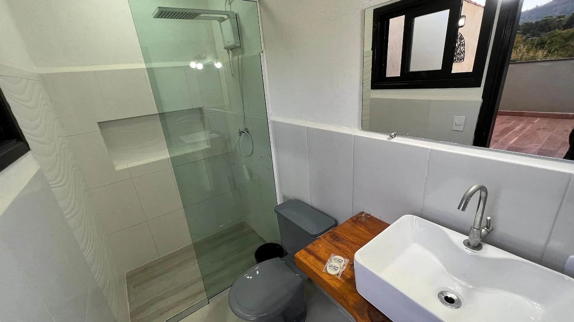 Home 24 | Casa Grande Com Lareira Em Campos De Jordao Campos do Jordao